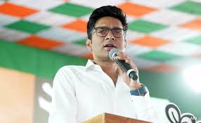 Abhisekh Banerjee: হিংসা-বিধ্বস্ত মুর্শিদাবাদ না গেলেও কেন সন্ত্রাসবাদ প্রশ্নে প্রতিনিধি দলে যেতে ব্যাকুল ছিলেন অভিষেক?